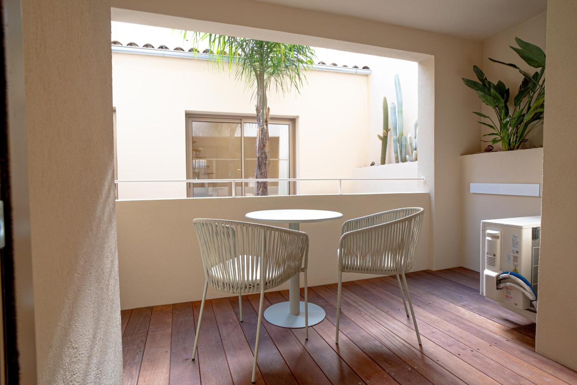 Studios Raffines Avec Terrasses - Plages, Ville Et Gare A Pied - Maison Raphael Saint-Raphaël Zewnętrze zdjęcie